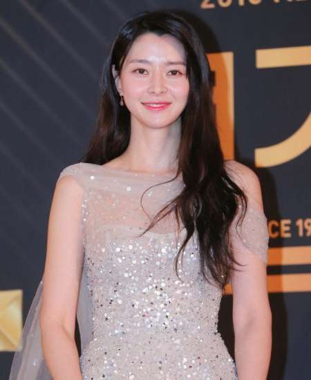 Kwan Nara relationship 